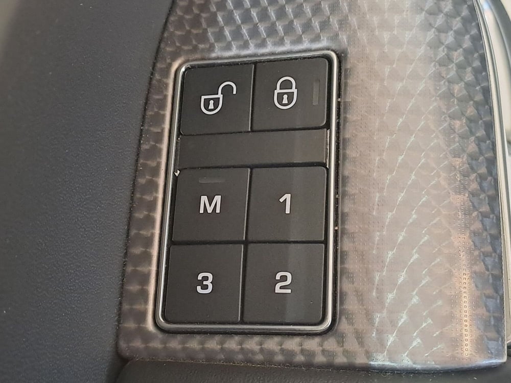Land Rover Range Rover Sport usata a Pavia (14)