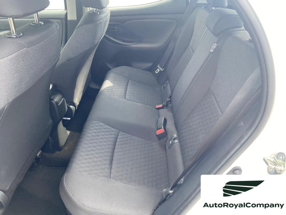 Toyota Yaris usata a Roma (4)