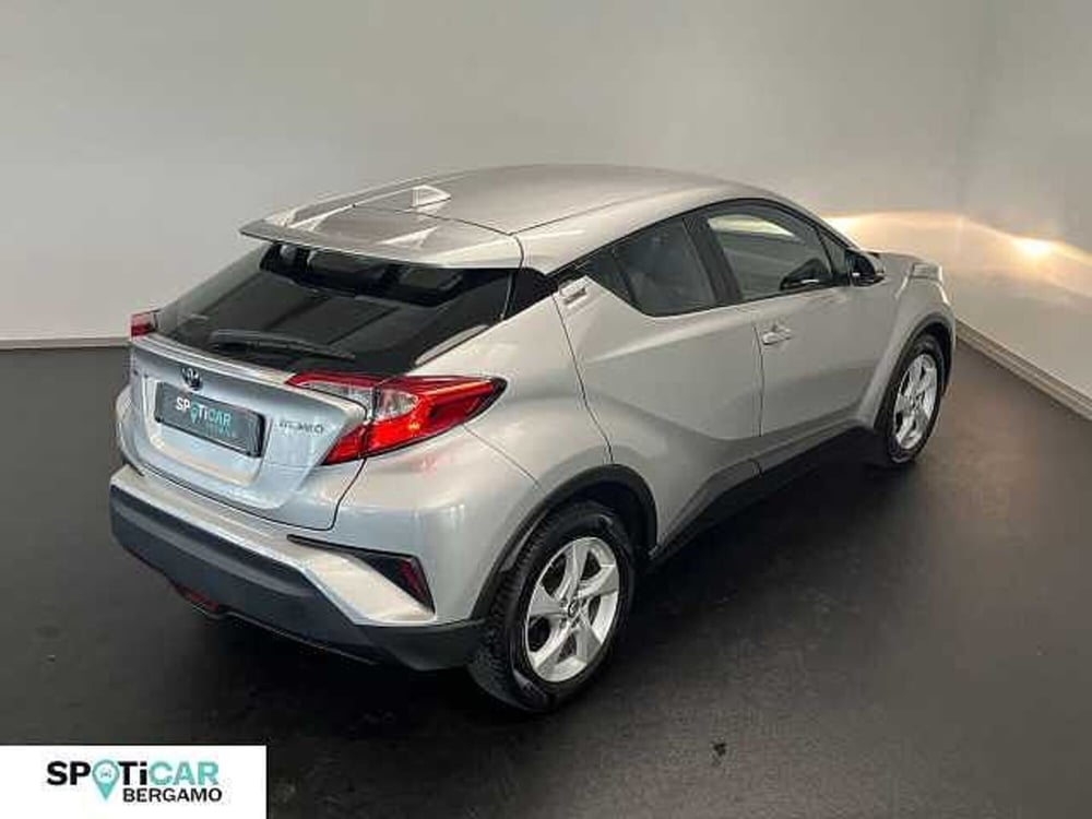 Toyota Toyota C-HR usata a Bergamo (7)