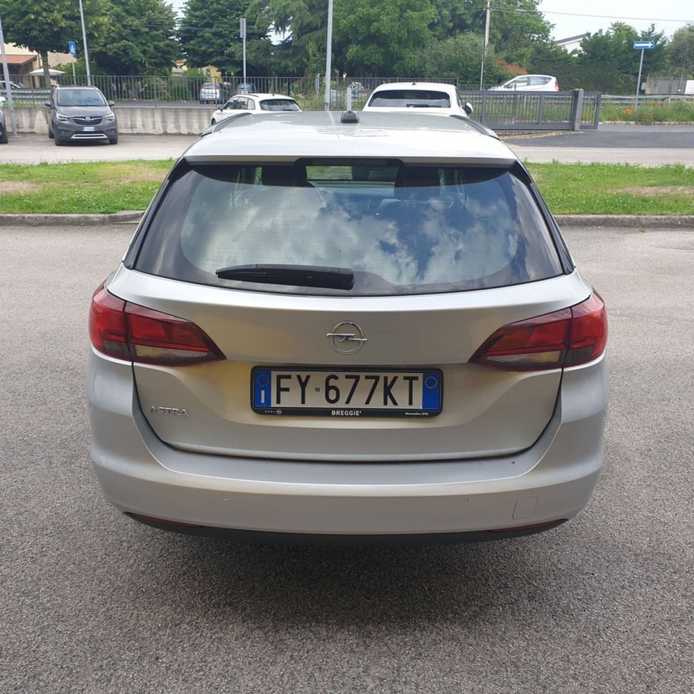 Opel Astra Station Wagon usata a Padova (4)