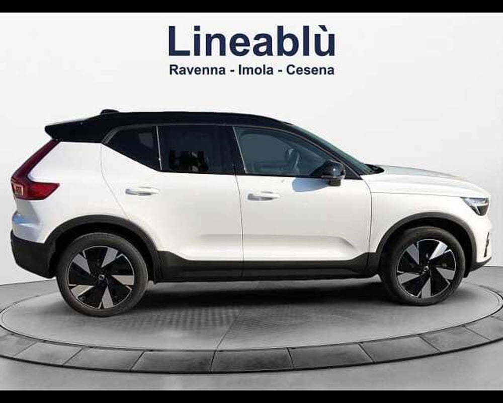 Volvo EX40 nuova a Ravenna (6)