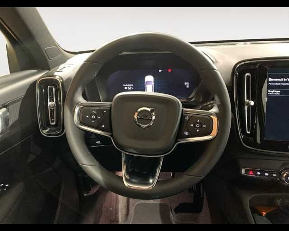 Volvo EX40 nuova a Ravenna (14)