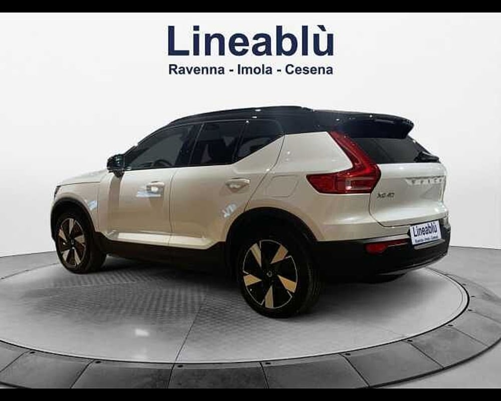Volvo EX40 nuova a Ravenna (2)