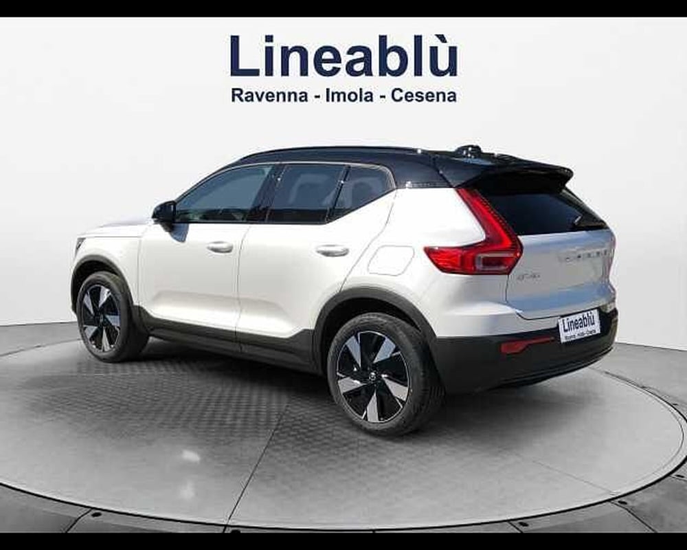 Volvo EX40 nuova a Ravenna (3)