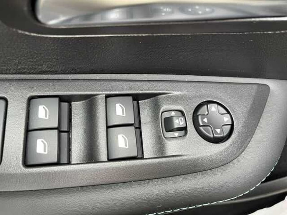 Peugeot 208 usata a Treviso (20)