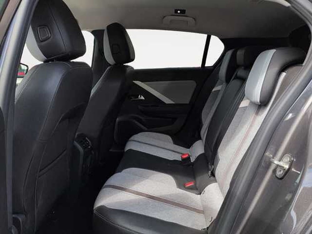 Opel Astra usata a Treviso (12)