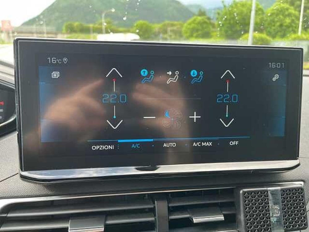 Peugeot 3008 usata a Treviso (20)