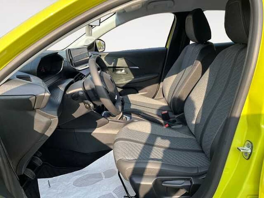 Peugeot 208 nuova a Treviso (11)