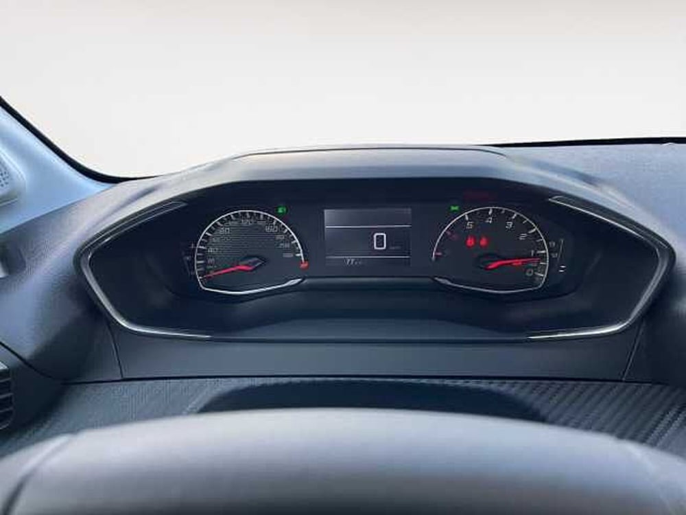 Peugeot 208 nuova a Treviso (10)