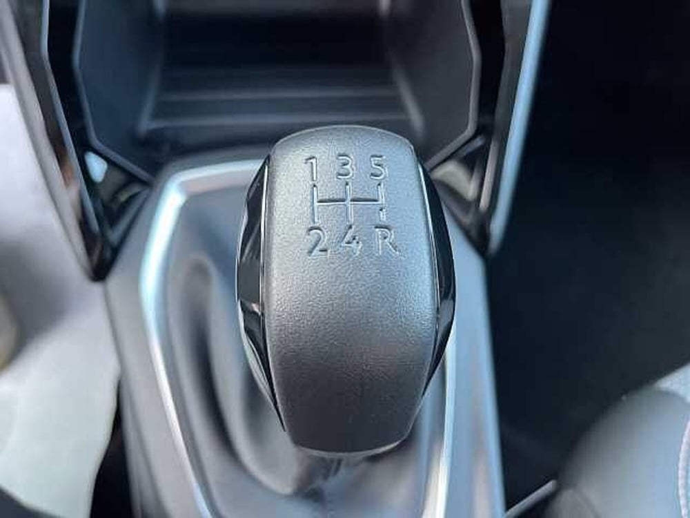Peugeot 208 nuova a Treviso (14)
