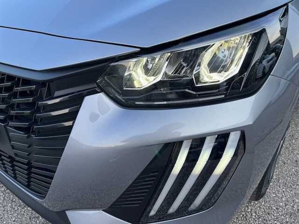 Peugeot 208 nuova a Treviso (16)