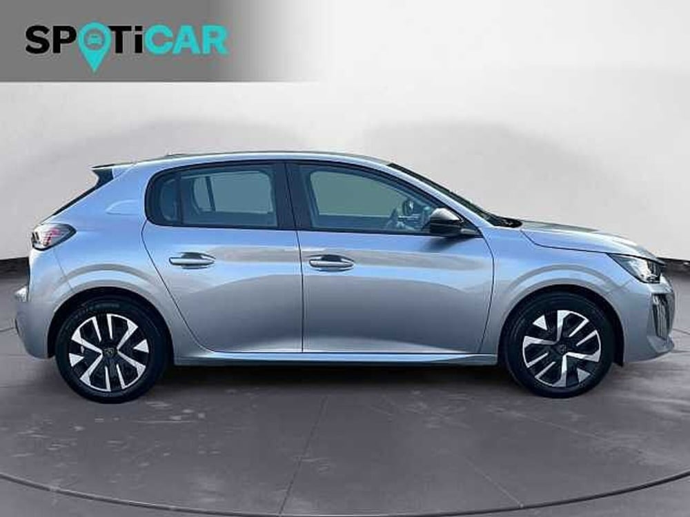 Peugeot 208 nuova a Treviso (4)