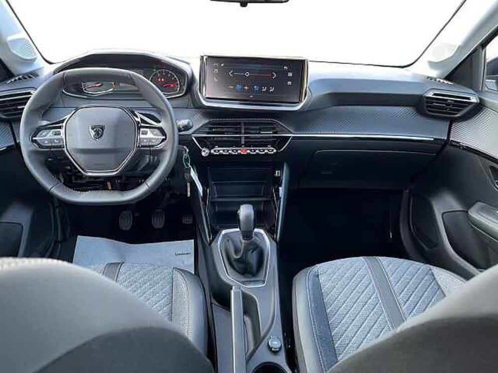 Peugeot 208 nuova a Treviso (8)