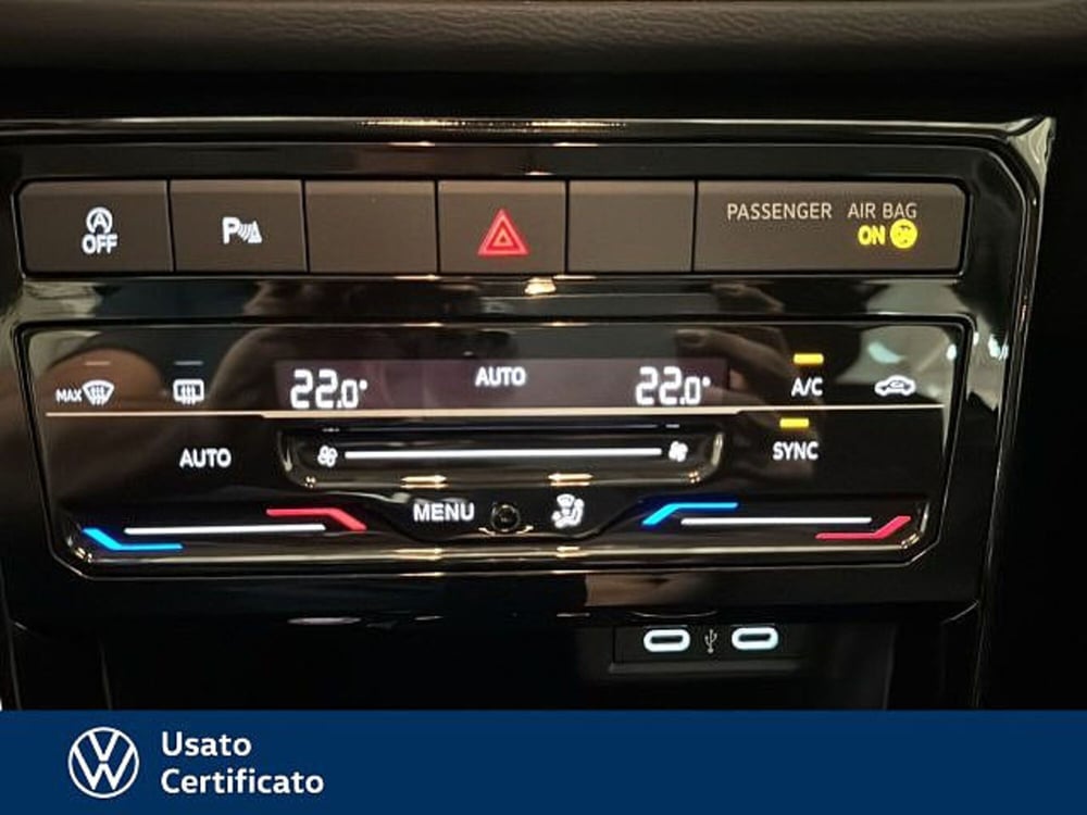 Volkswagen T-Cross usata a Vicenza (14)