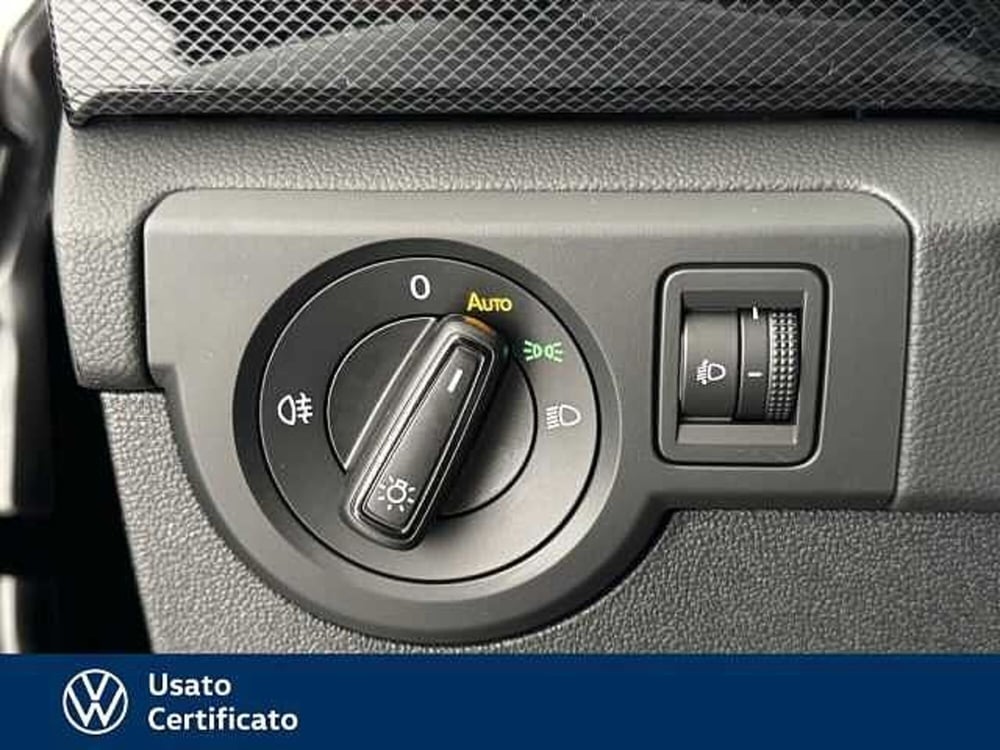 Volkswagen T-Cross nuova a Vicenza (12)