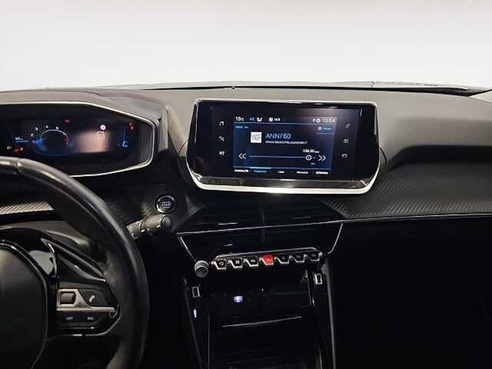 Peugeot 2008 usata a Lecco (10)