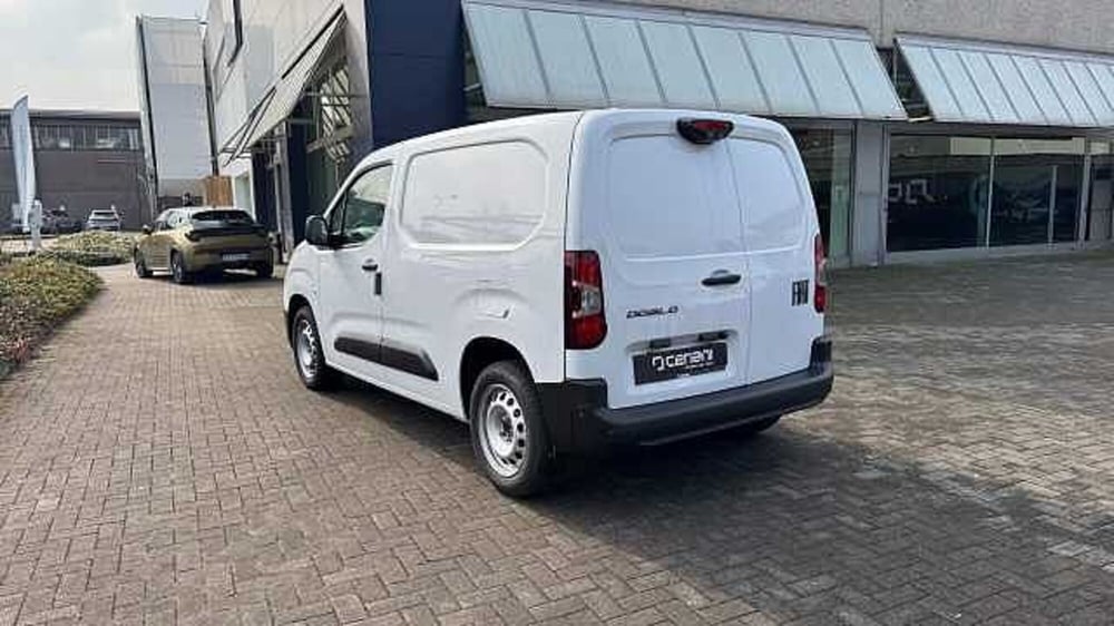 Fiat Doblò Furgone nuova a Milano (3)