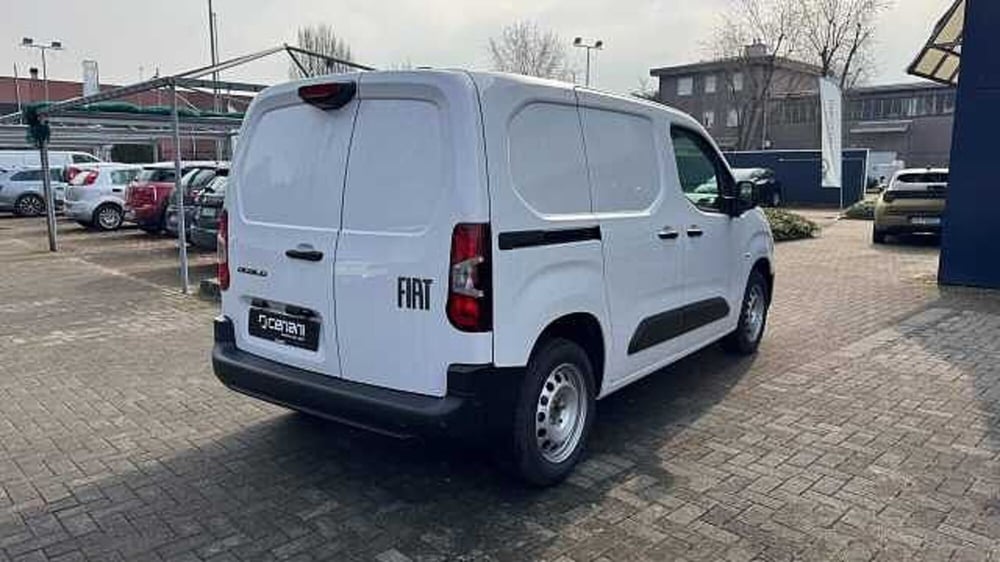 Fiat Doblò Furgone nuova a Milano (5)