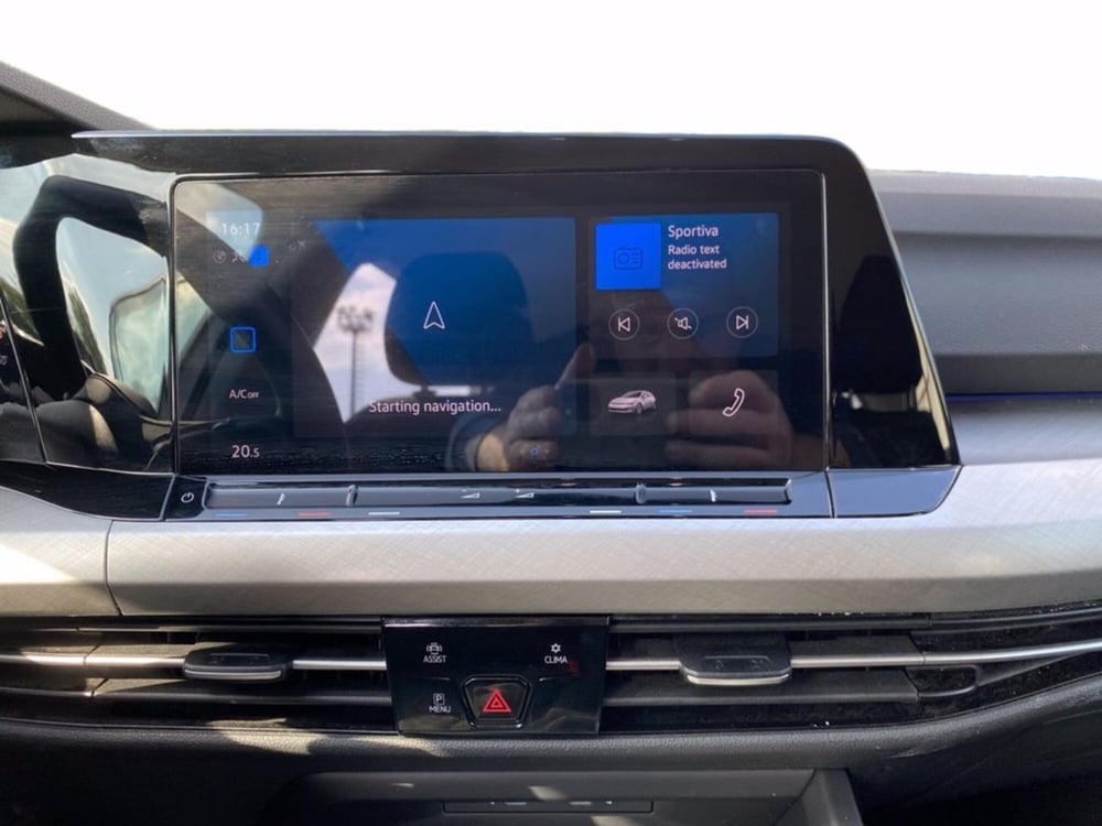 Volkswagen Golf Variant usata a Milano (14)