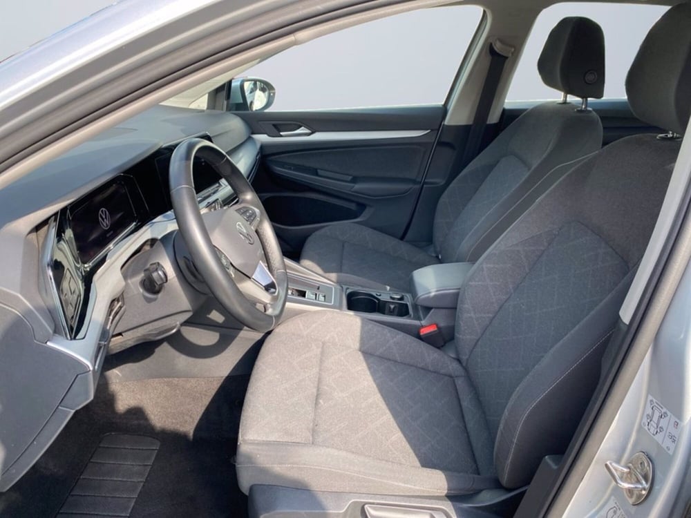 Volkswagen Golf Variant usata a Milano (9)