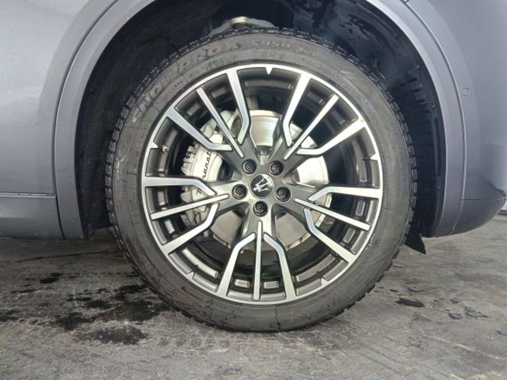 Maserati Grecale usata a Ascoli Piceno (18)