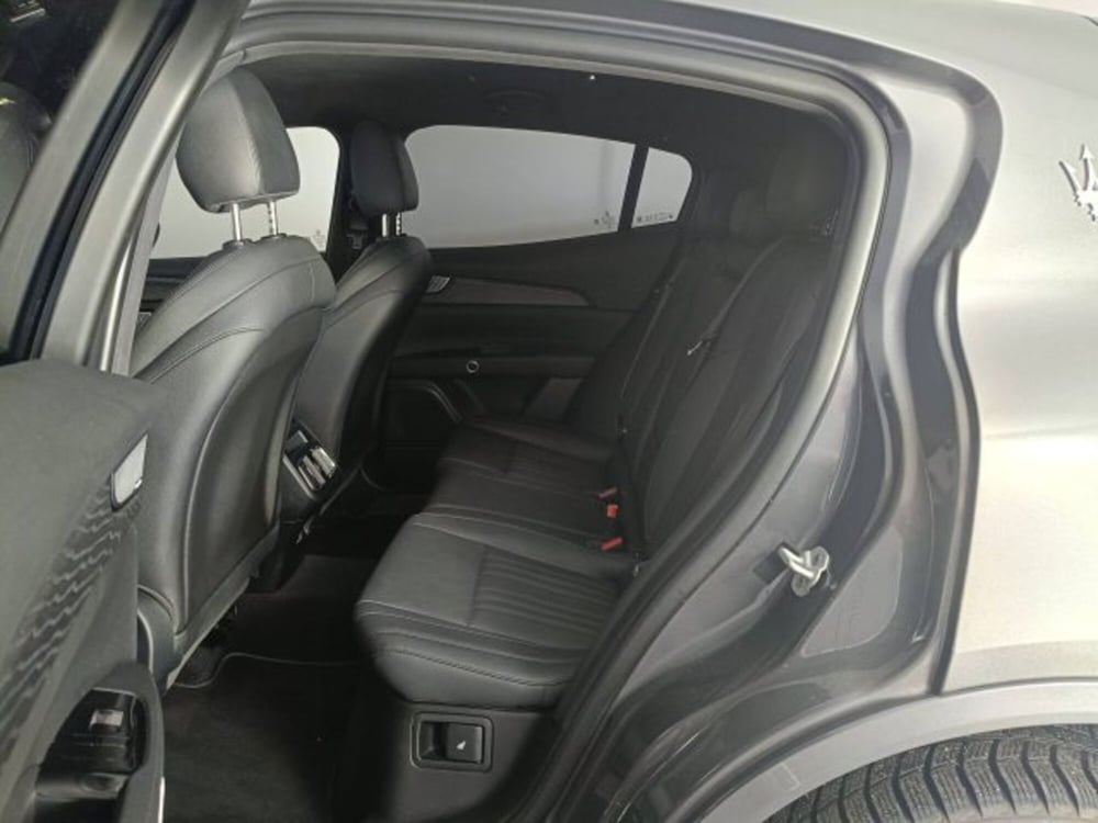 Maserati Grecale usata a Ascoli Piceno (9)