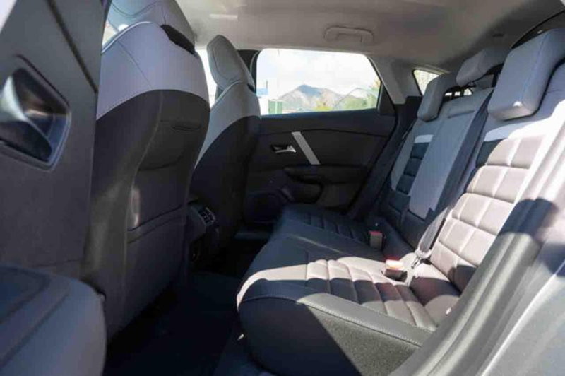 Citroen C4 nuova a Torino (11)