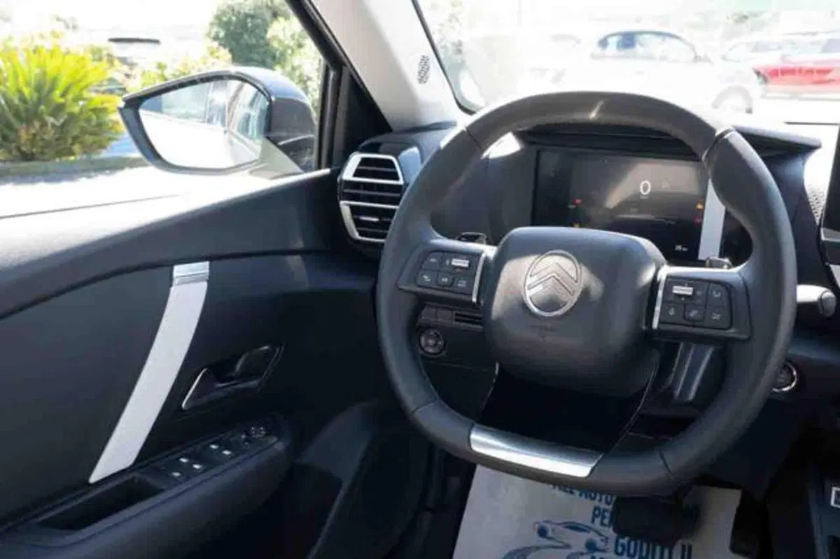 Citroen C4 nuova a Torino (12)