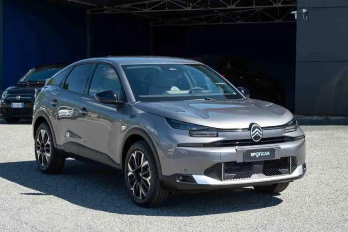 Citroen C4 nuova a Torino (2)
