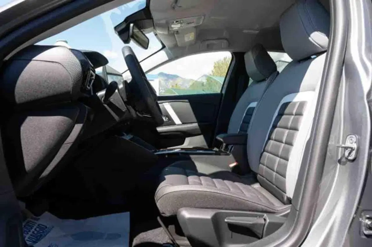 Citroen C4 nuova a Torino (9)
