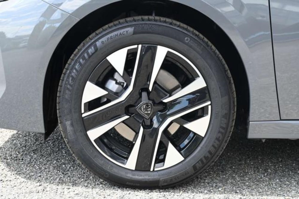Peugeot 208 nuova a Torino (10)