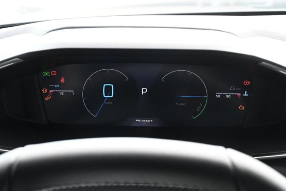 Peugeot 208 nuova a Torino (17)