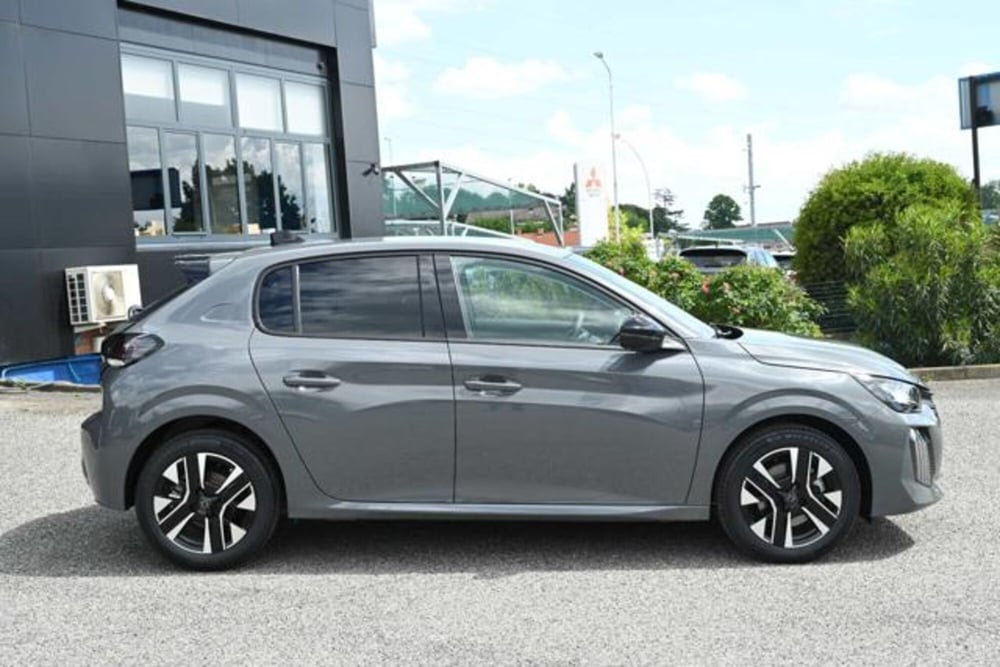 Peugeot 208 nuova a Torino (4)