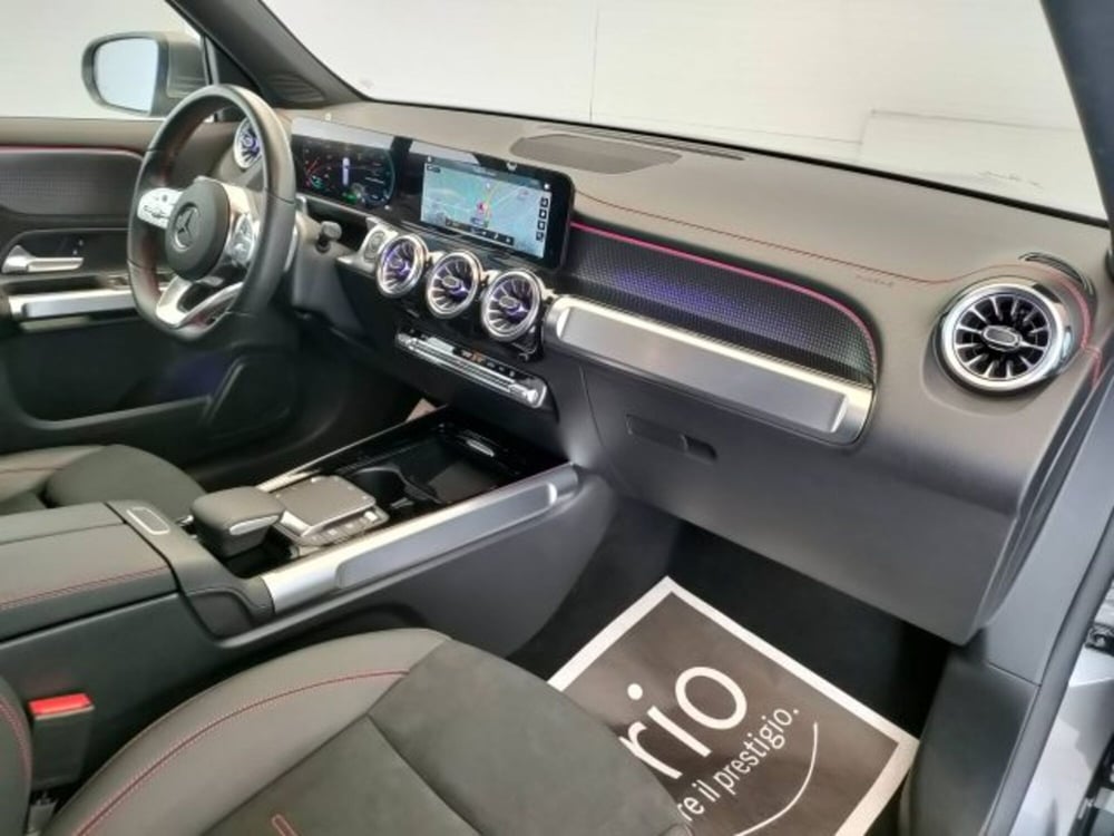 Mercedes-Benz EQB usata a Teramo (11)
