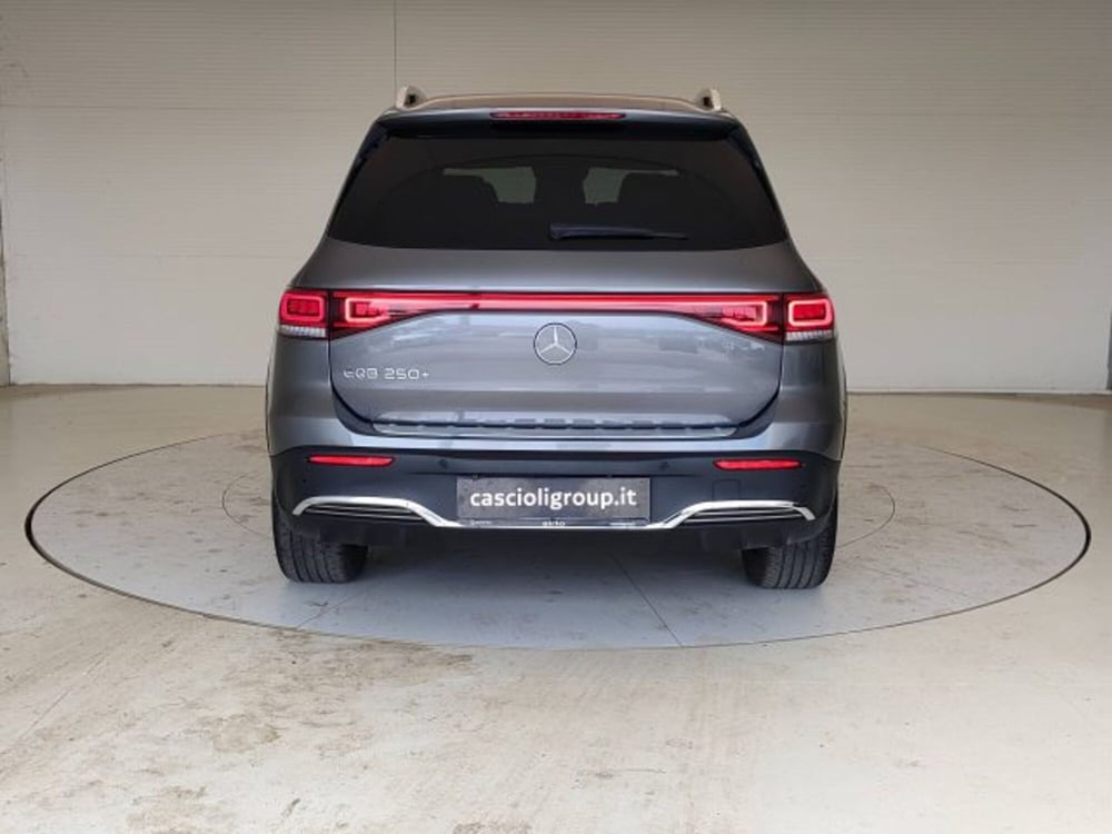 Mercedes-Benz EQB usata a Teramo (4)