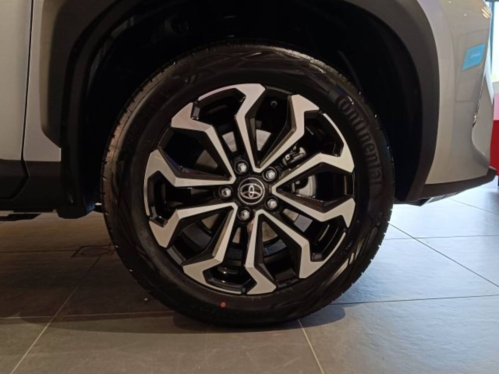 Toyota Yaris Cross nuova a Teramo (13)
