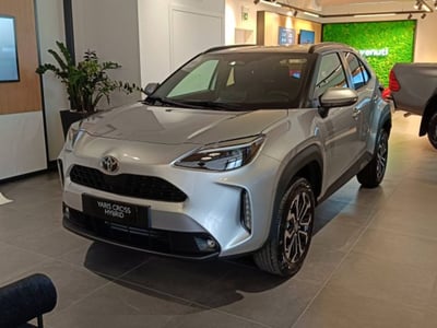 Toyota Yaris Cross 1.5h GR Sport Black Sky fwd 116cv e-cvt nuova a Mosciano Sant&#039;Angelo