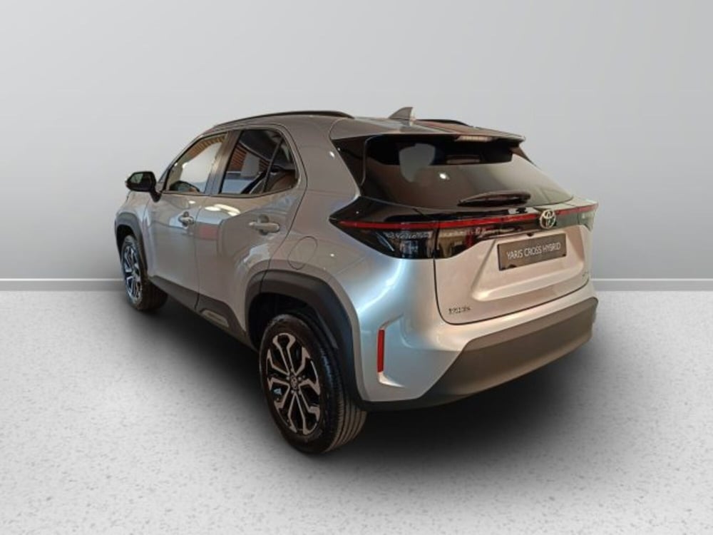 Toyota Yaris Cross nuova a Teramo (3)