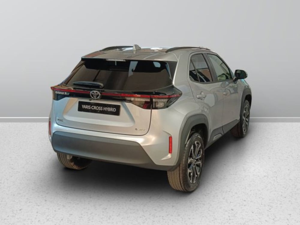 Toyota Yaris Cross nuova a Teramo (5)