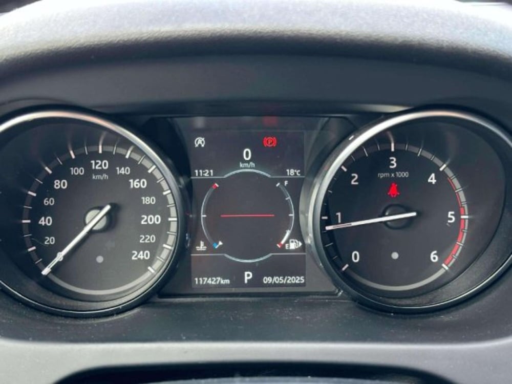 Land Rover Discovery Sport usata a Siena (17)