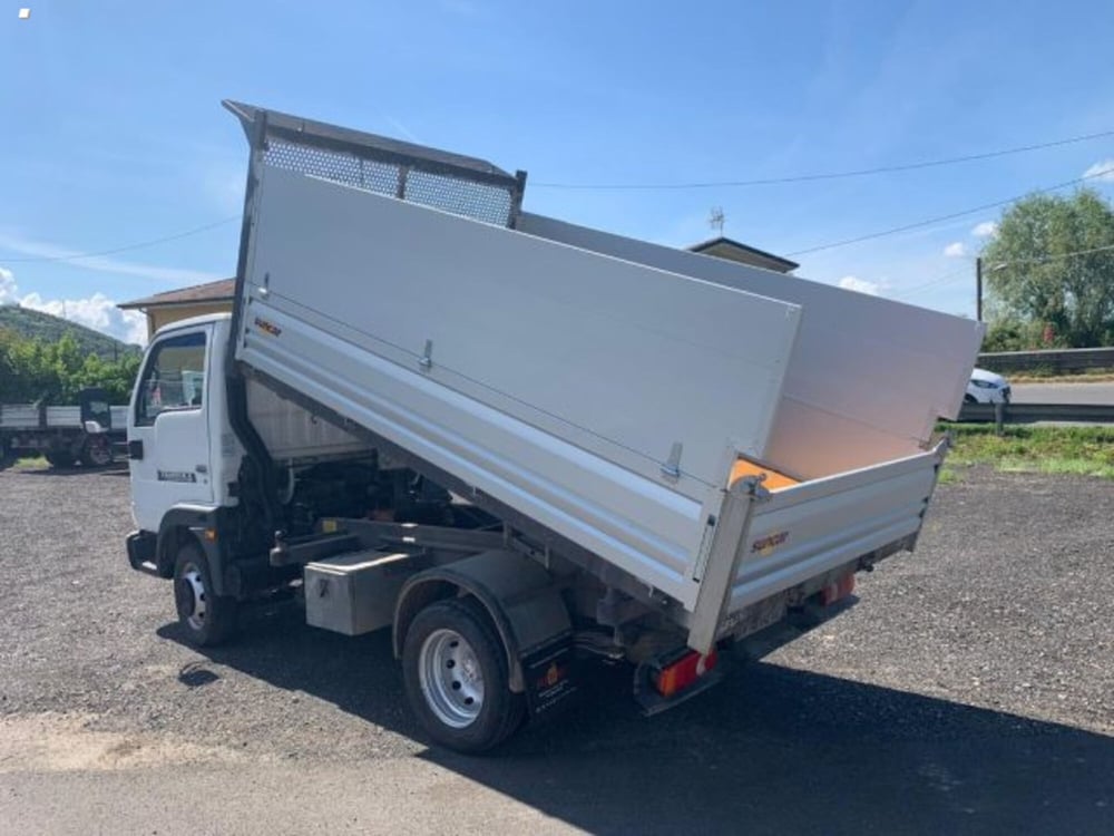 Nissan Cabstar nuova a Lucca (4)