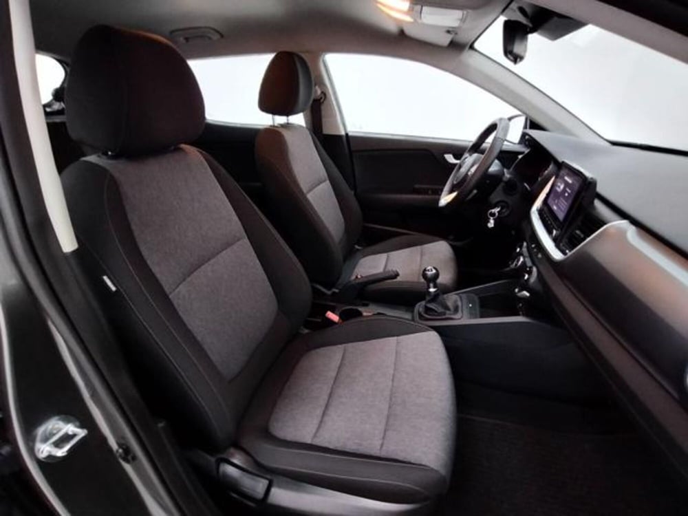 Kia Stonic usata a Como (3)