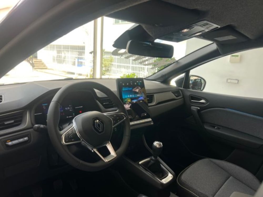 Renault Captur nuova a Napoli (16)