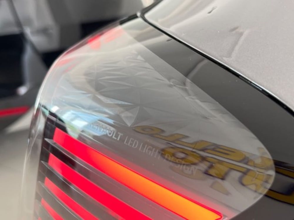 Renault Captur nuova a Napoli (17)