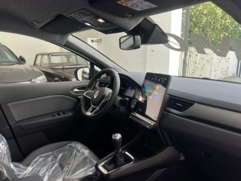 Renault Captur nuova a Napoli (18)