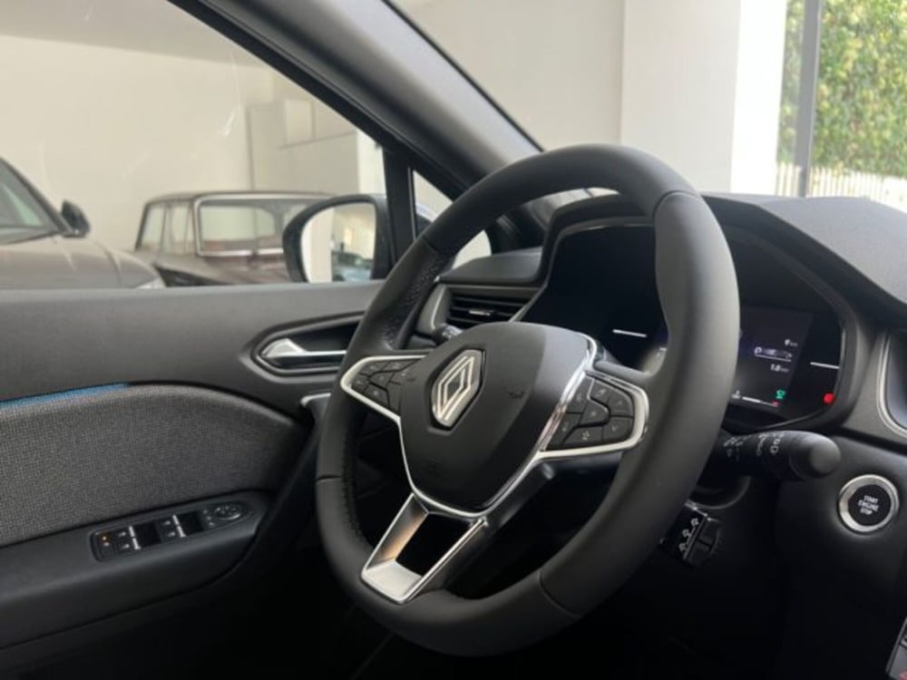 Renault Captur nuova a Napoli (19)