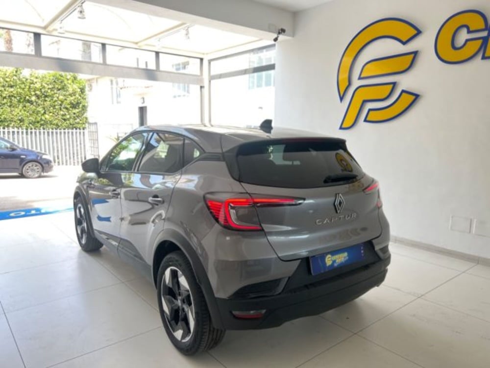 Renault Captur nuova a Napoli (9)