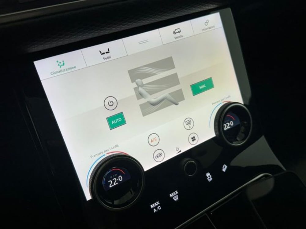 Land Rover Range Rover Velar usata a Modena (12)