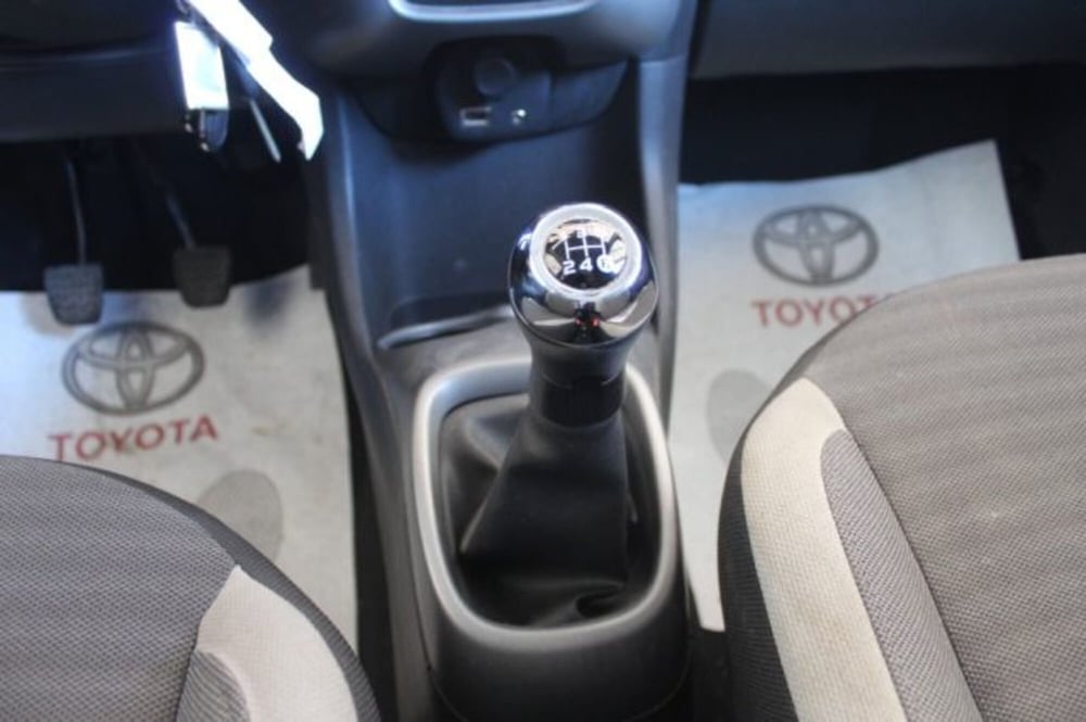 Toyota Aygo usata a Roma (16)