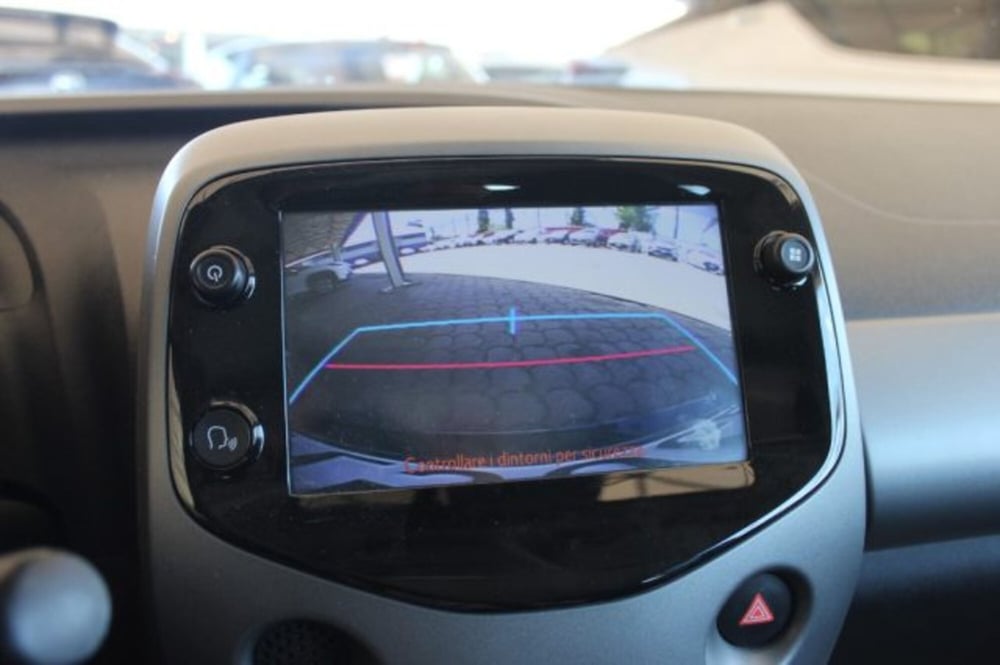 Toyota Aygo usata a Roma (18)